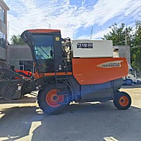 久保田4LZ-6A2（PRO1108）全喂入轮式收割机