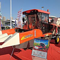 白龙4YZP-3A玉米收获机