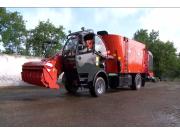 库恩SPW系列自走式饲料搅拌机作业视频