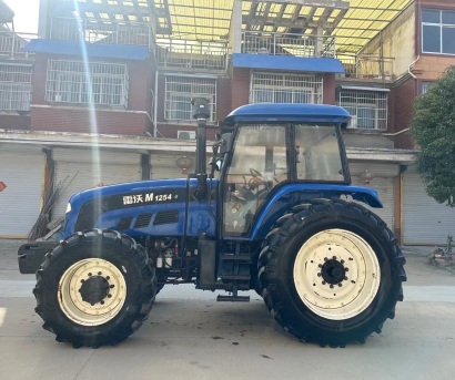 雷沃欧豹M1254-G拖拉机