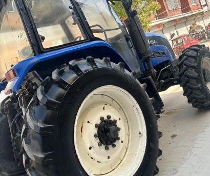 雷沃欧豹M1254-G拖拉机