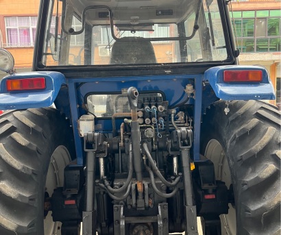 雷沃欧豹M1354-G拖拉机