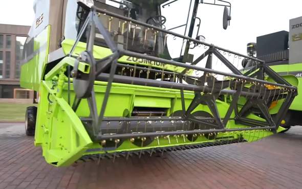 中联重科TK100纵轴流小麦收割机产品介绍