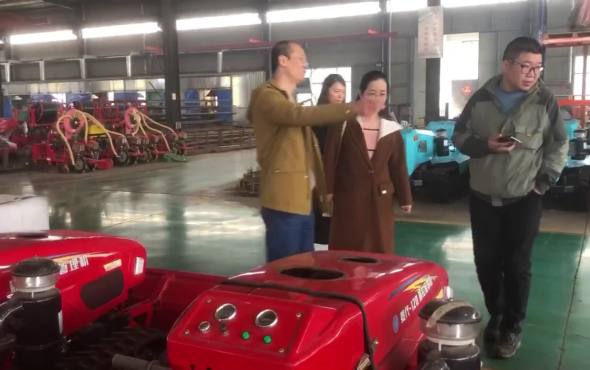 新疆农业科学院领导到访